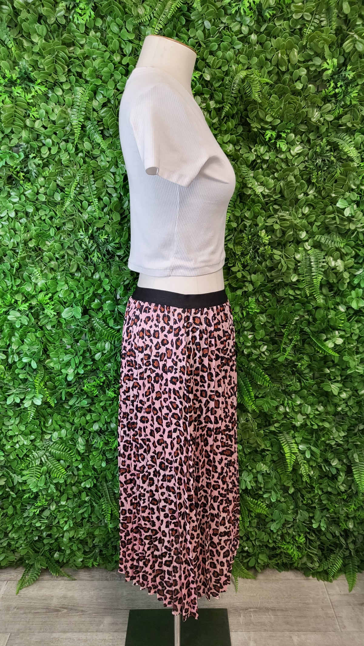 Veronika Maine Animal Pleat Skirt (10)