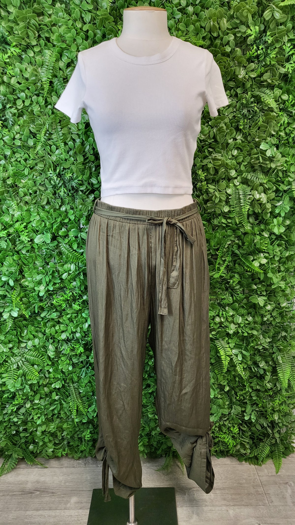 Creed Khaki Tie Cuff Pants (12)