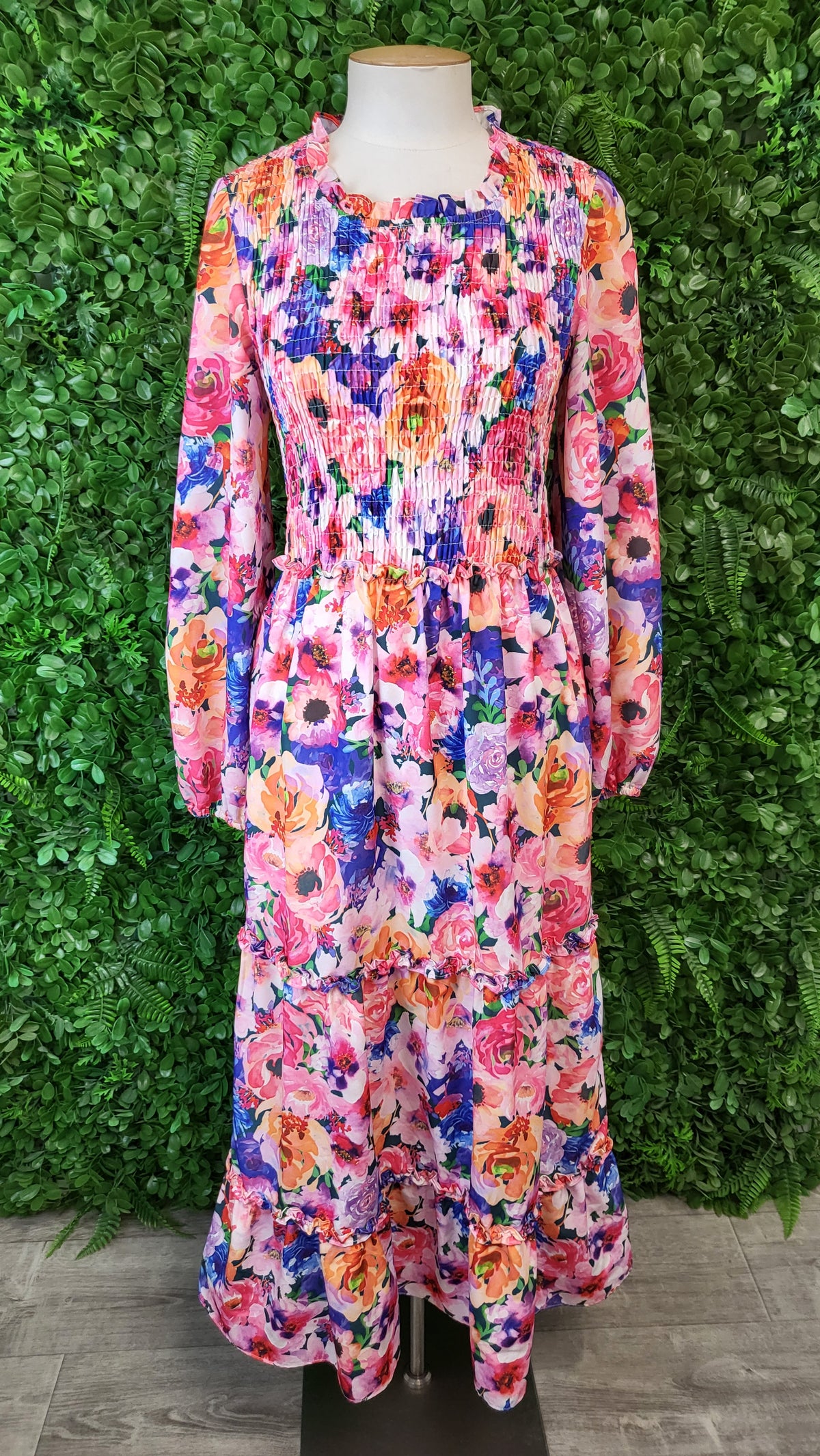 Augustine Floral Shirred Maxi Dress (10)