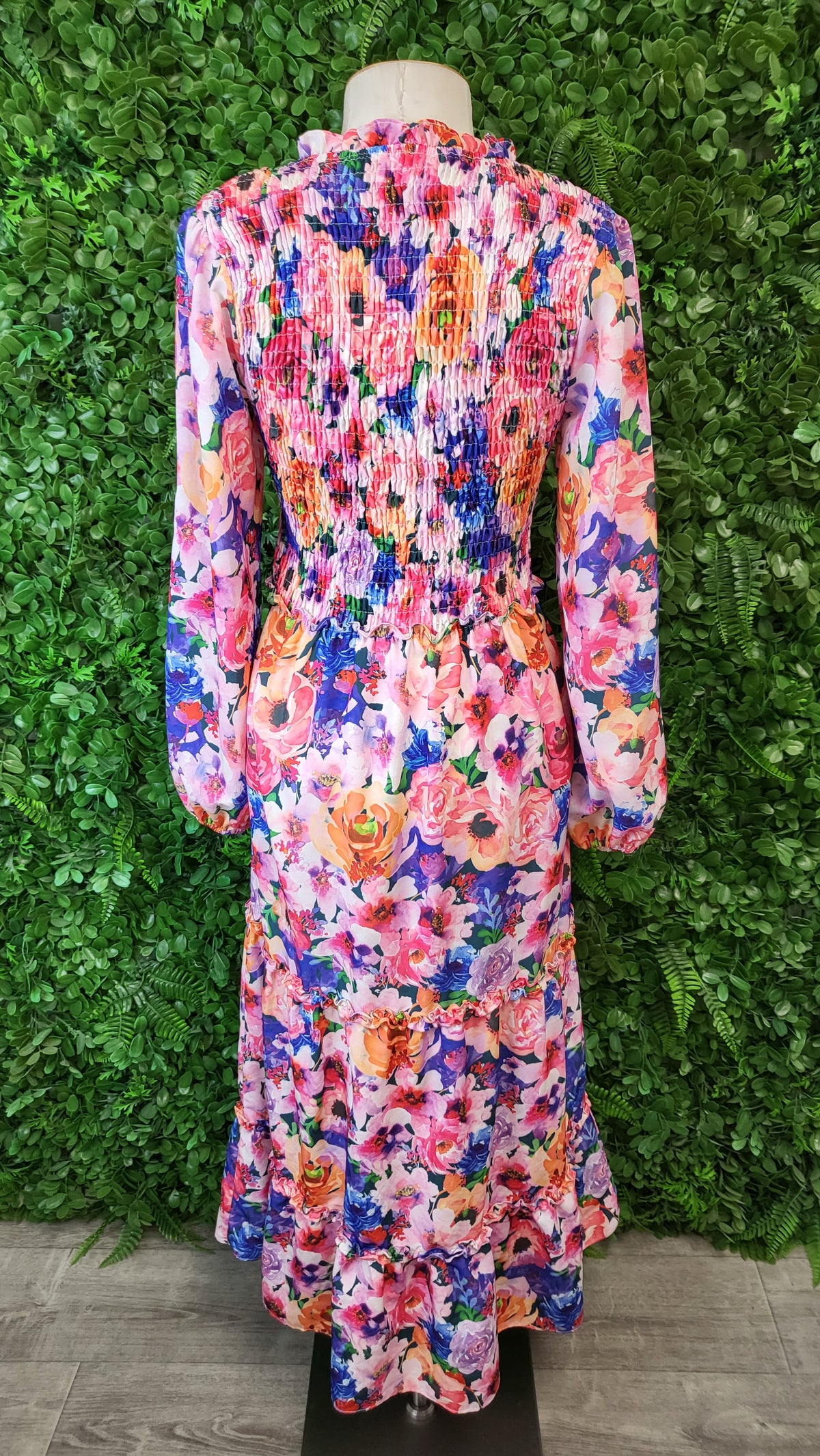 Augustine Floral Shirred Maxi Dress (10)