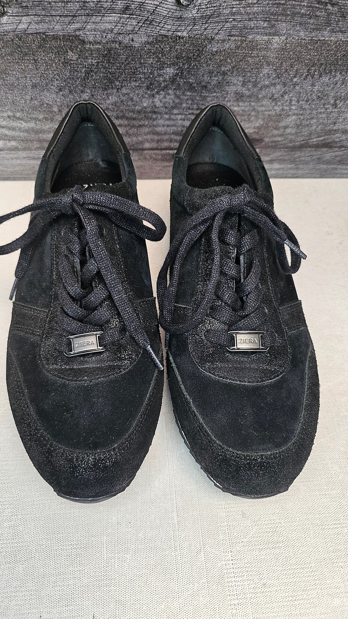 Ziera Black Suede Sneakers (39)