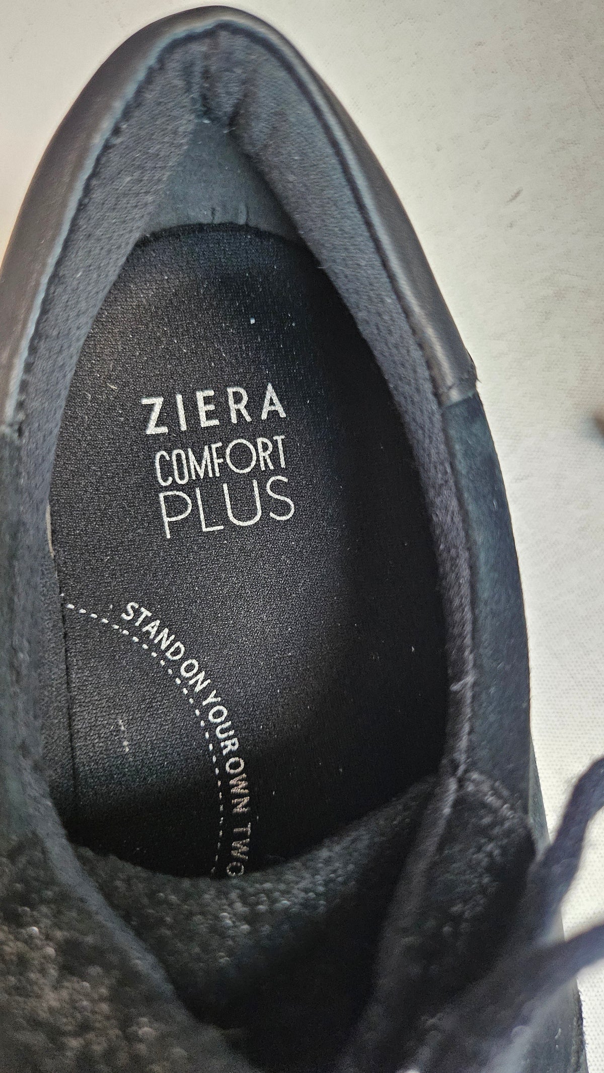 Ziera Black Suede Sneakers (39)