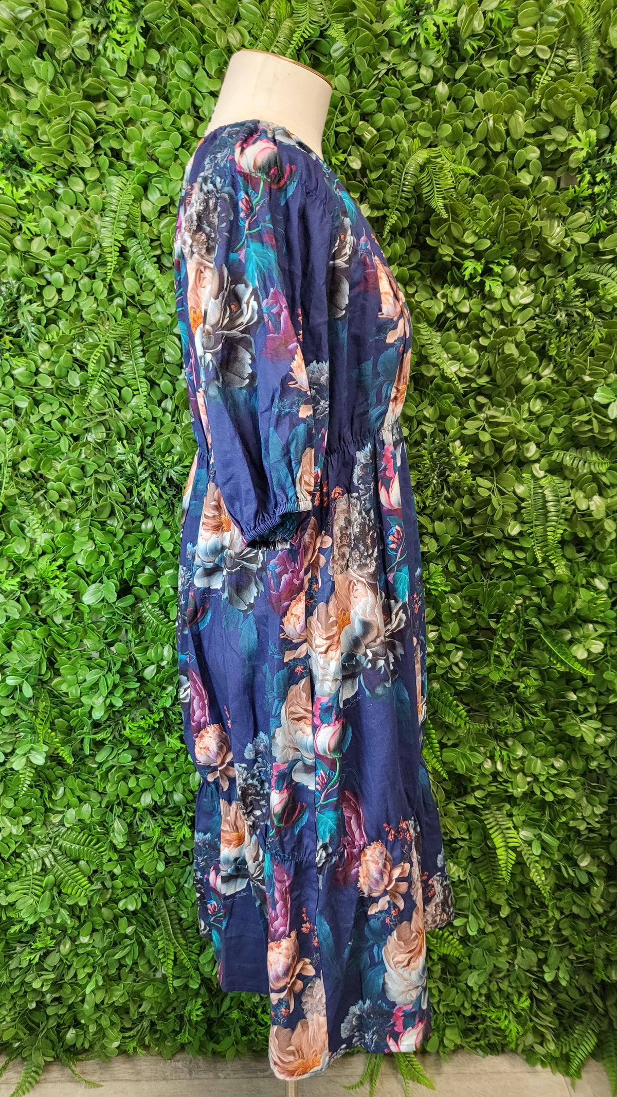 Annah Stretton Floral Shirred Dress (10-12)