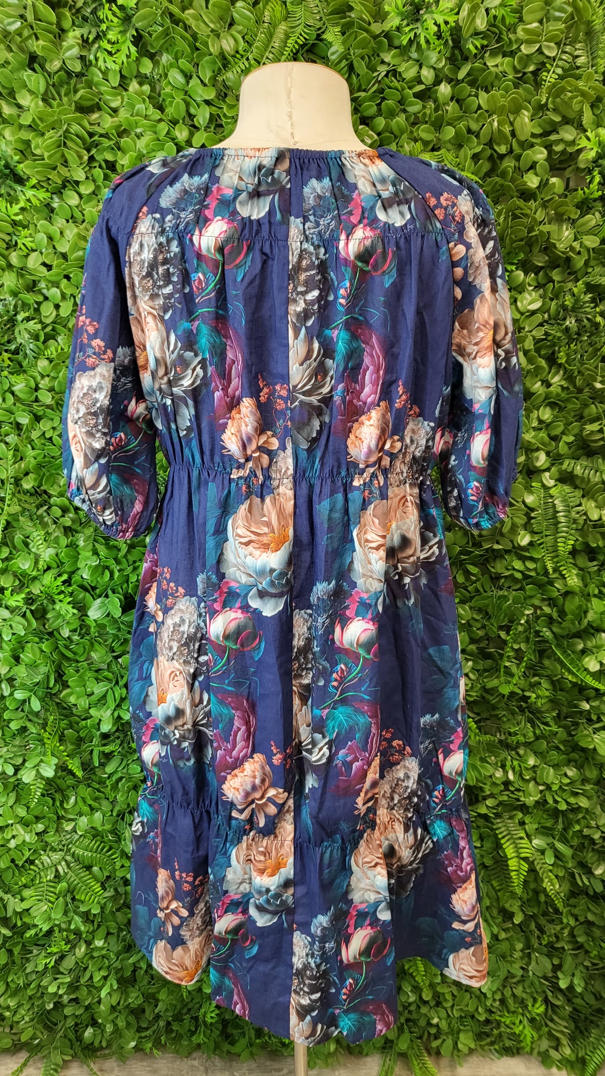 Annah Stretton Floral Shirred Dress (10-12)