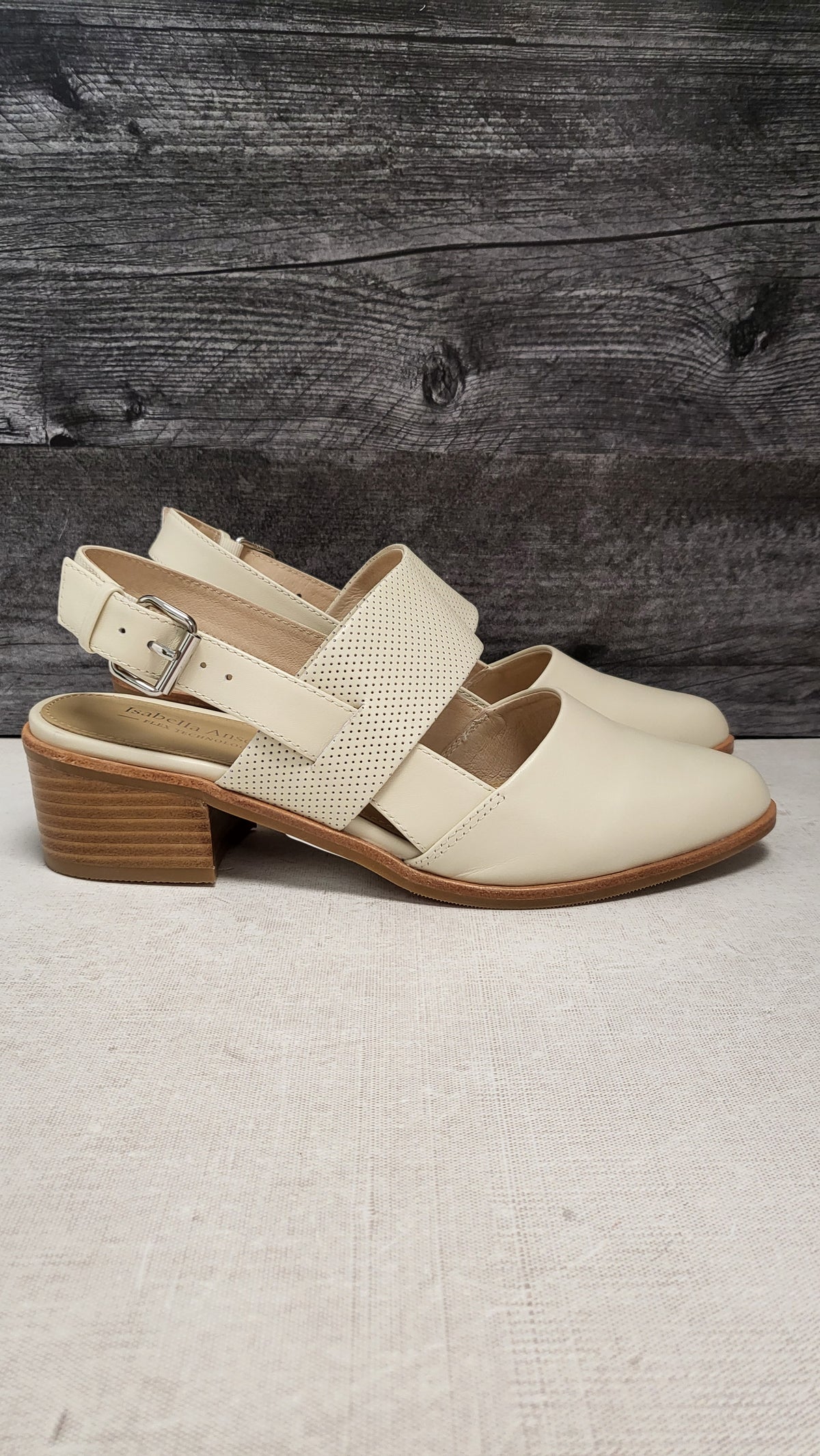 Isabella Anselmi Cream Leather Slingbacks BNWT (38)