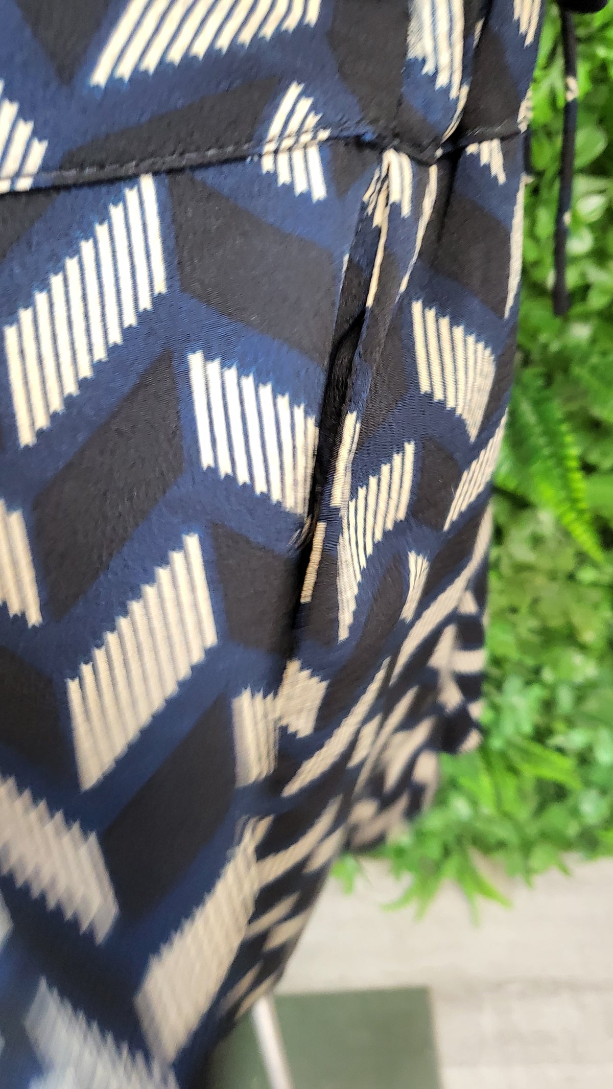 Marilyn Seyb Geo Print Shorts (12)
