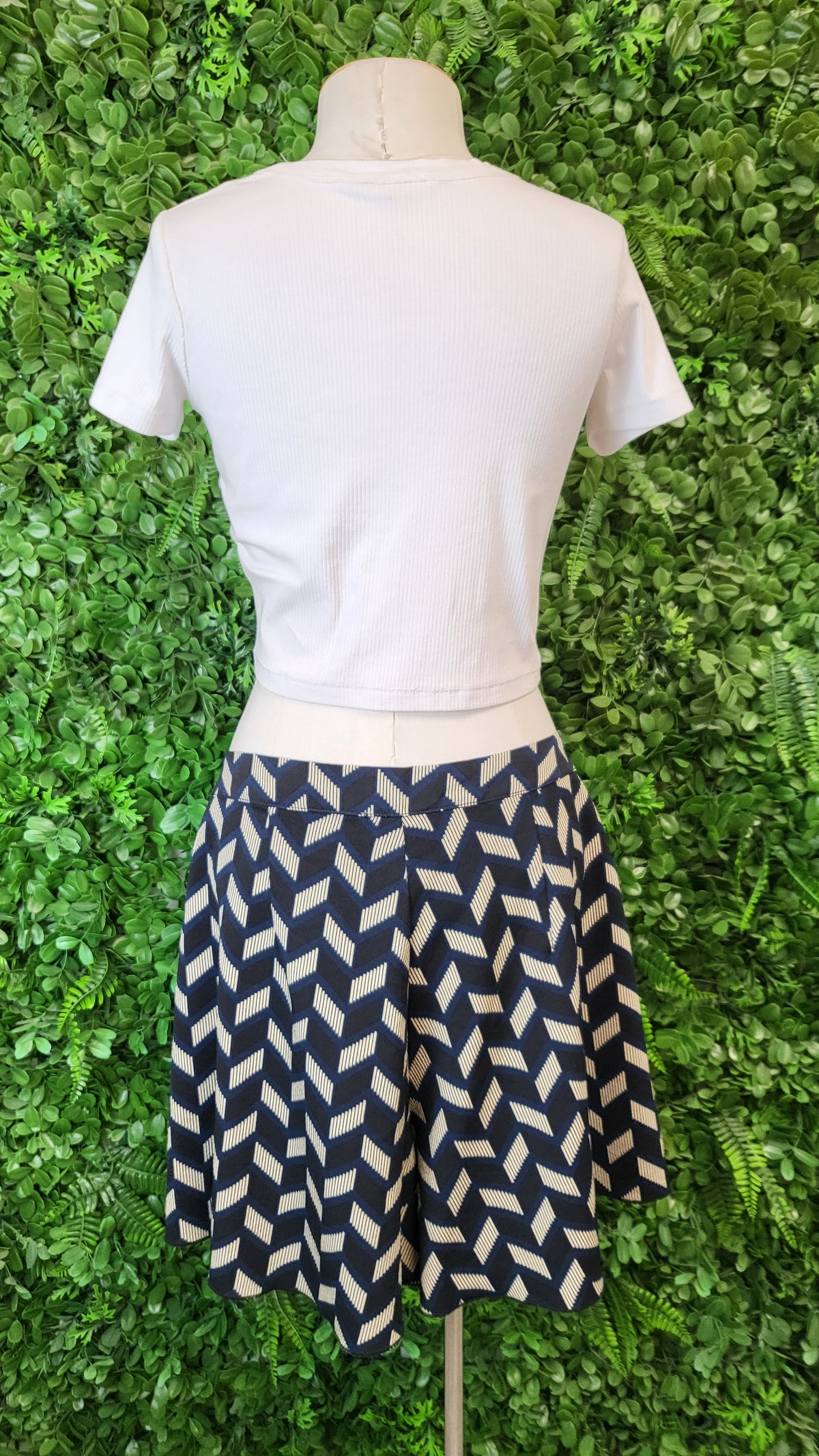 Marilyn Seyb Geo Print Shorts (12)