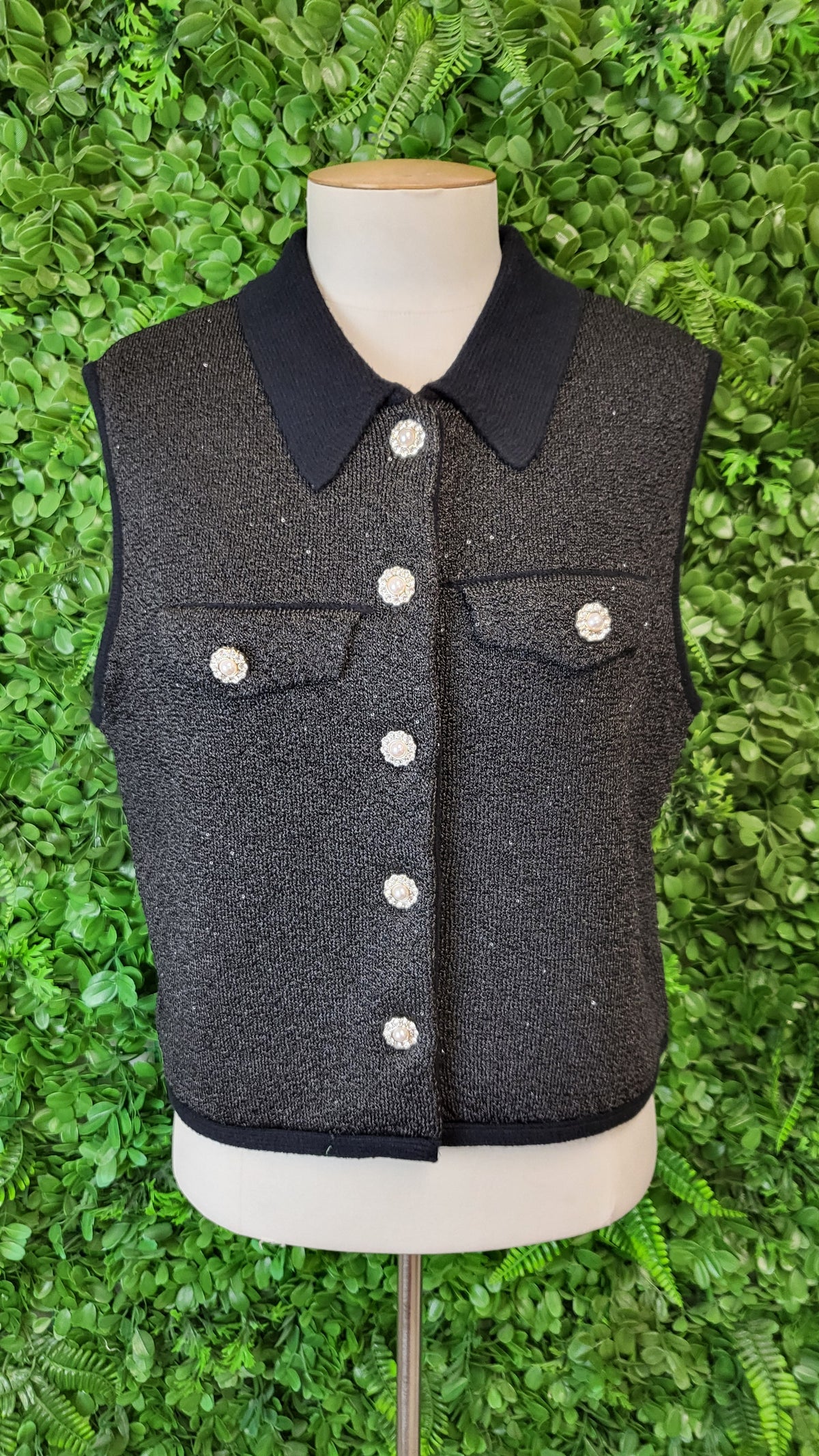 Decjuba Black Jane Vest BNWT (14-16)