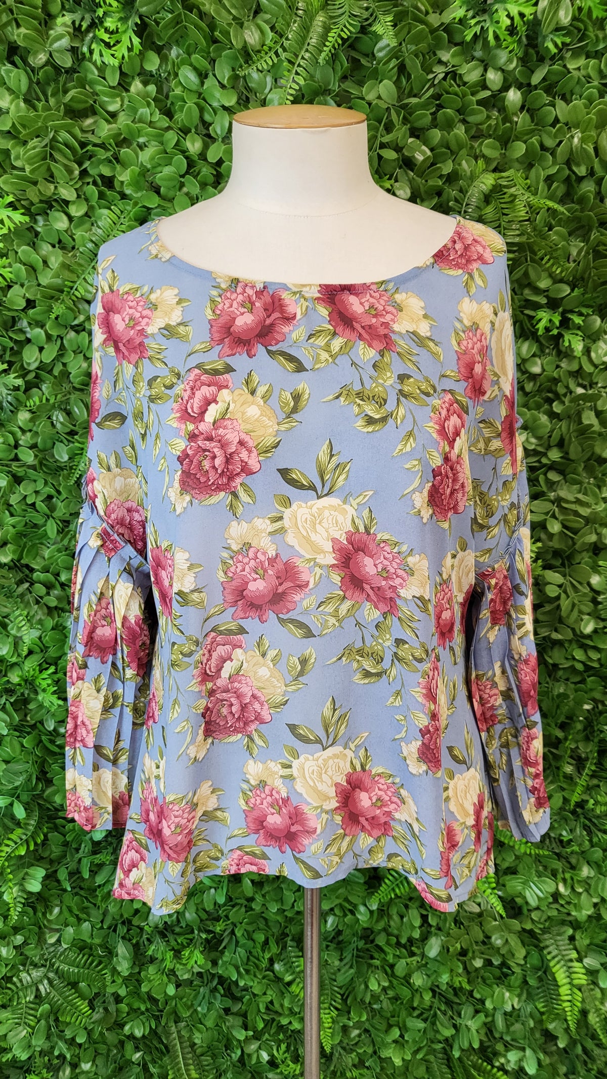 Annah Stretton Floral Pleat Sleeve Top (10)