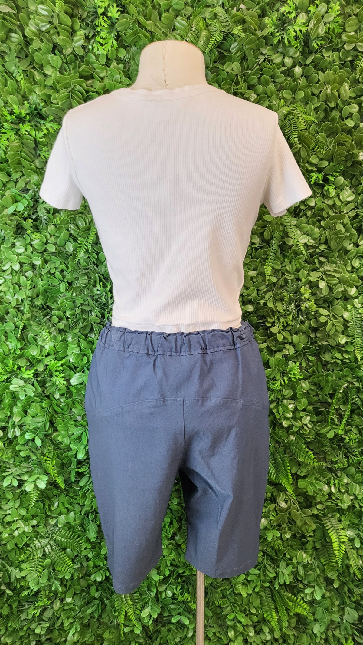 Moochi Navy Knee Shorts (10)