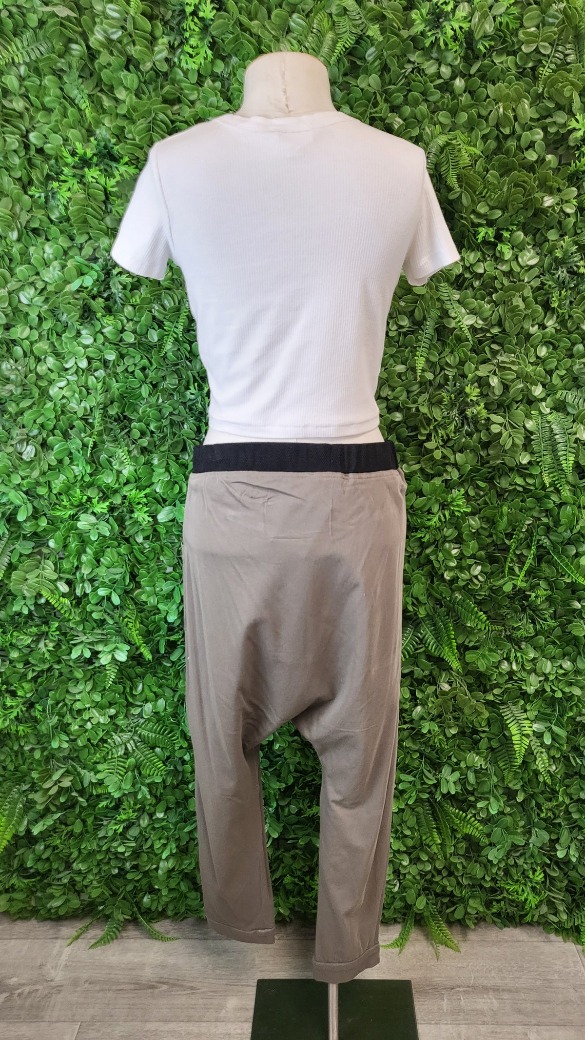 Repertoire Khaki Drop Crutch Pant (8)