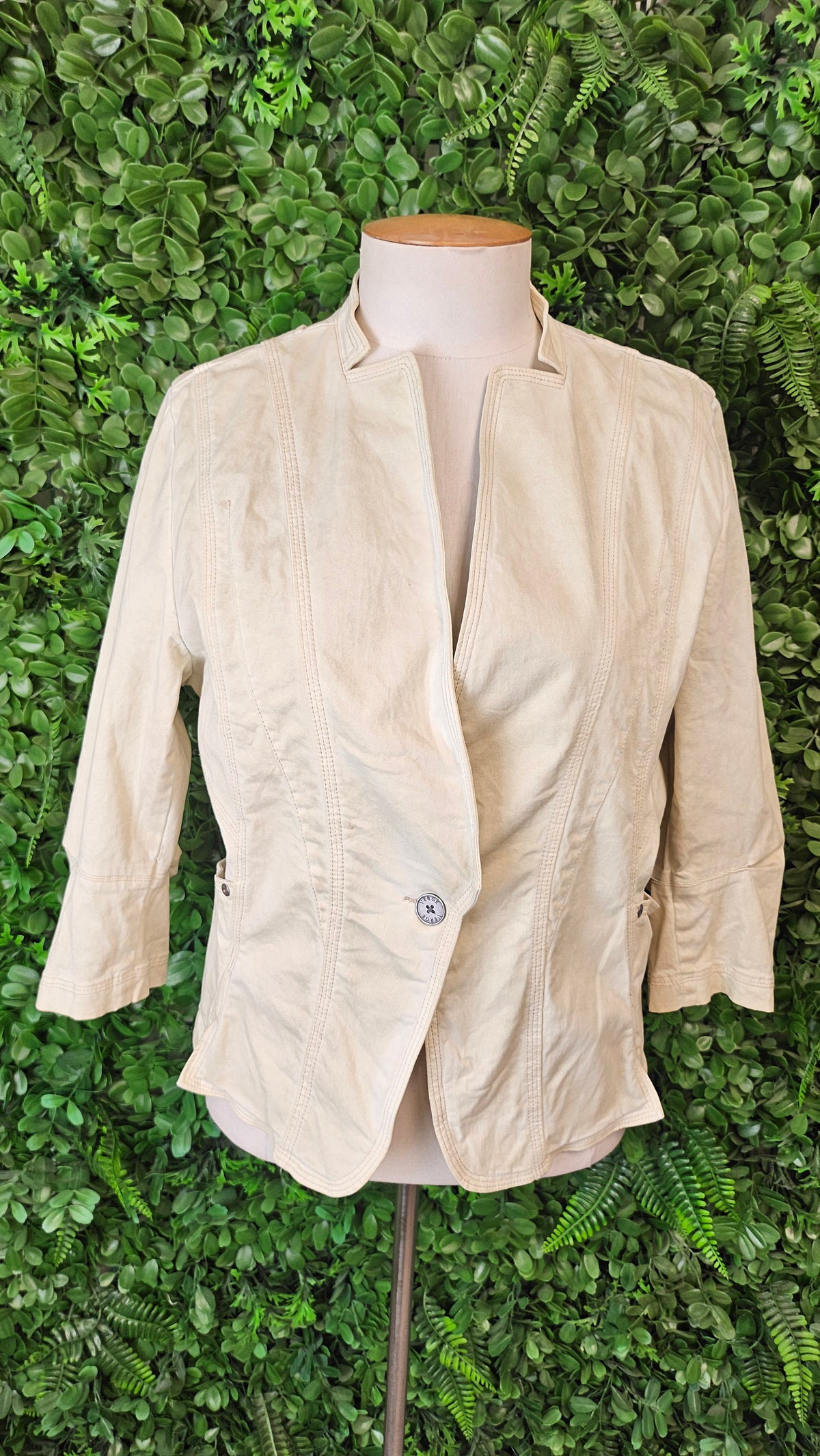 Verge Cream Gusto Jacket (12)
