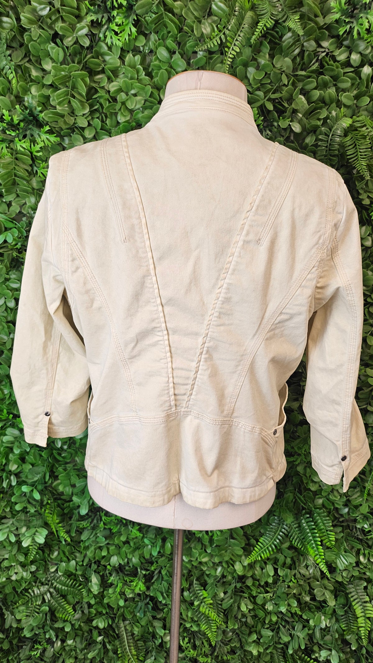 Verge Cream Gusto Jacket (12)