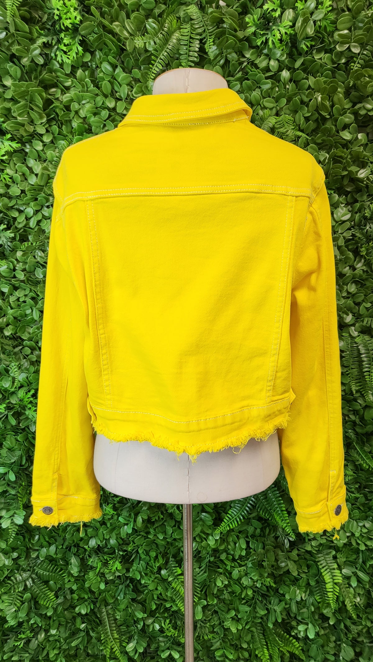 Proud Poppy Yellow Crop Denim Jacket (14)