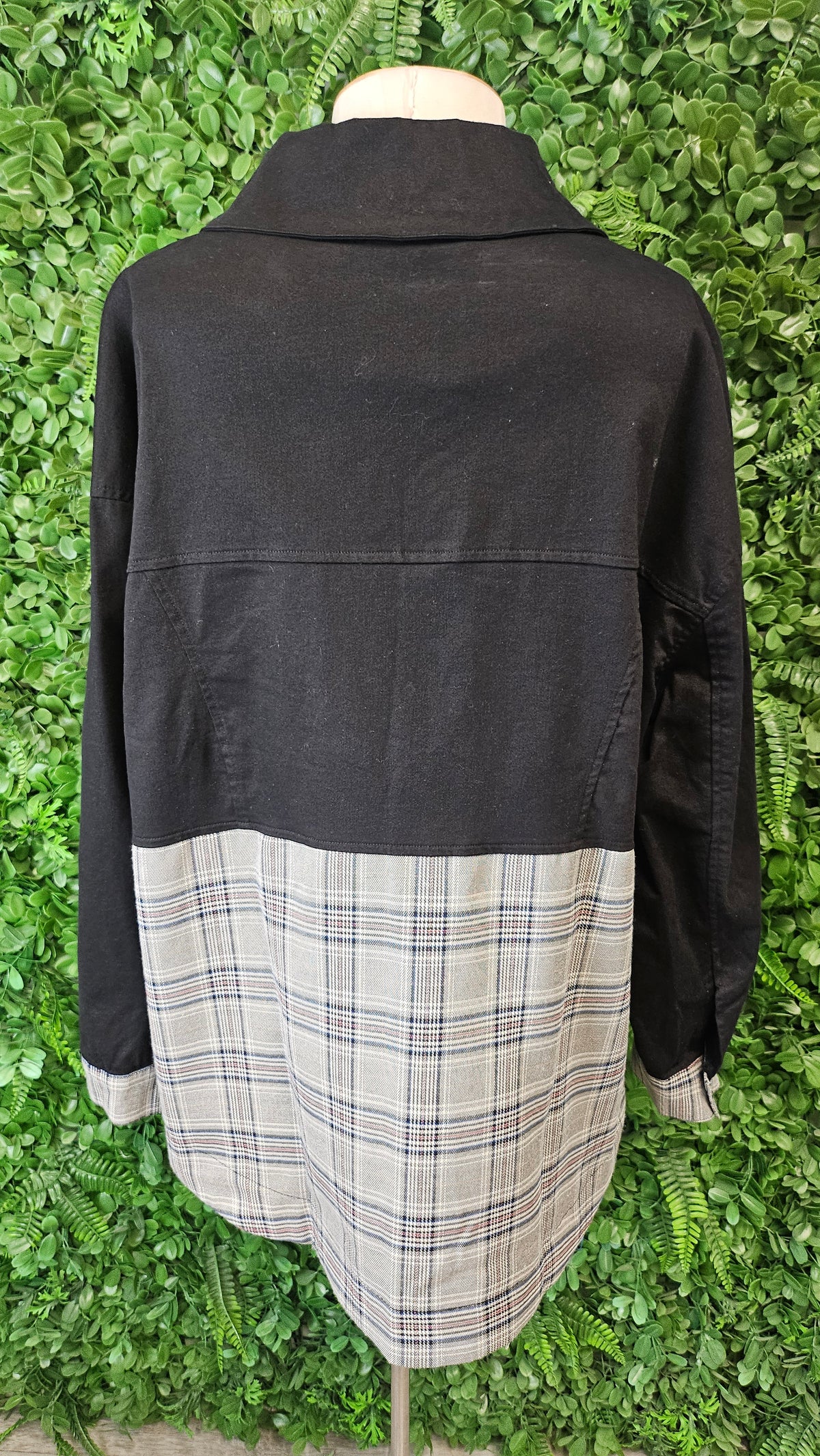 Seduce Black Two Tone Shacket (16)