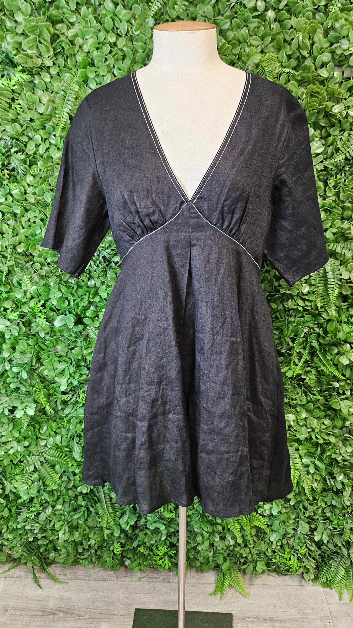 Dissh Black Linen Fit& Flare (8)