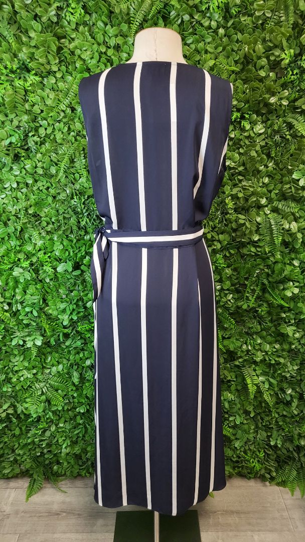 Witchery Stripe Wrap Dress (12)