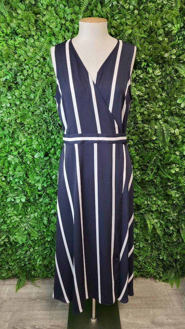 Witchery Stripe Wrap Dress (12)