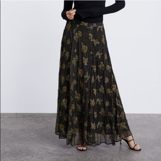 Zara Black/Gold Embroidered Skirt (10)