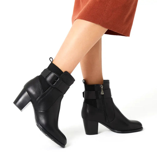 Hush Puppies Black Saturn Ankle Boot (6.5)